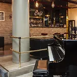 Hotel Diplomatic