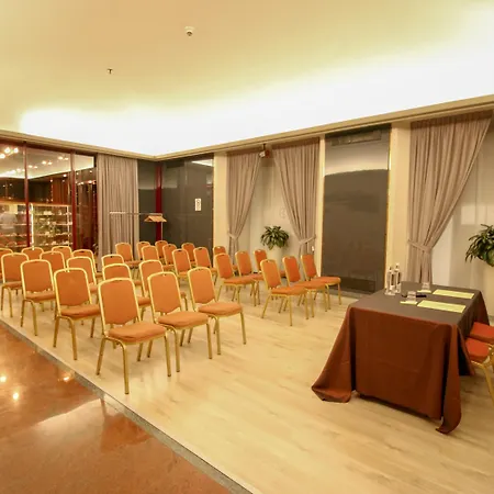 Diplomatic 4* Turin