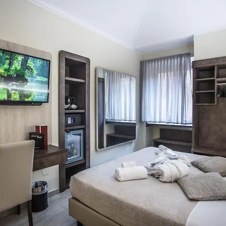 Hotell Diplomatic 4*