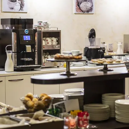 ディプロマティック 4* トリノ