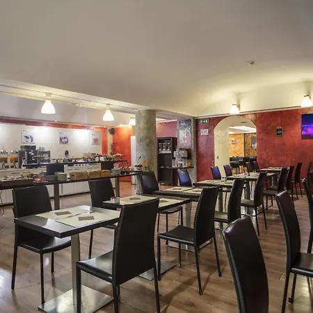 Diplomatic 4* Turín