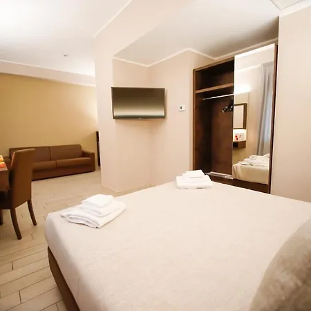 Diplomatic 4* Turín