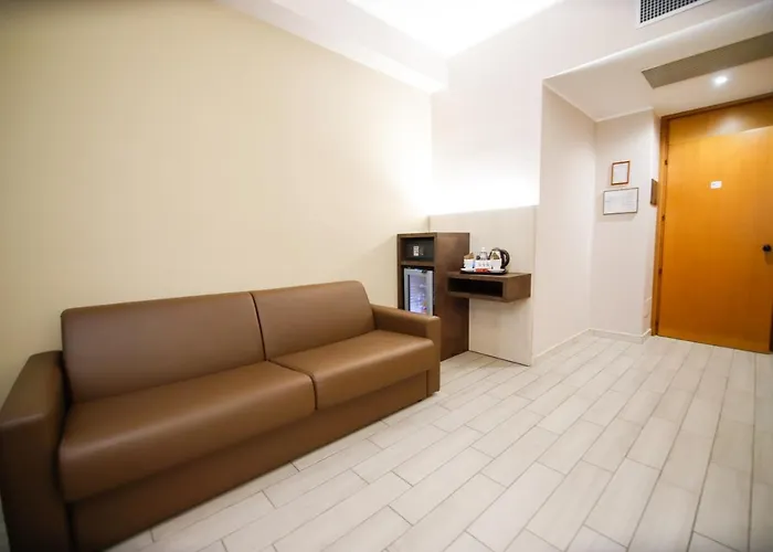 Hotell Diplomatic 4*