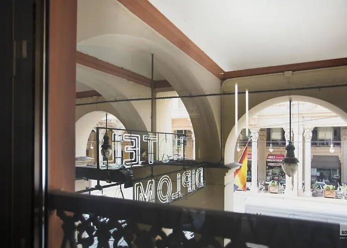 Diplomatic Hotell