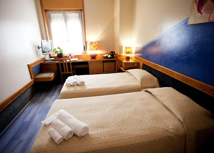 Hotell Diplomatic 4*
